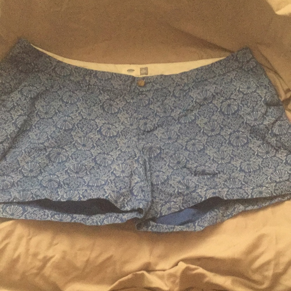 Old Navy Shorts - Blue and White - 20